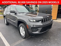 2025 Jeep Grand Cherokee Laredo 4X4 SUV Jacksonville NC