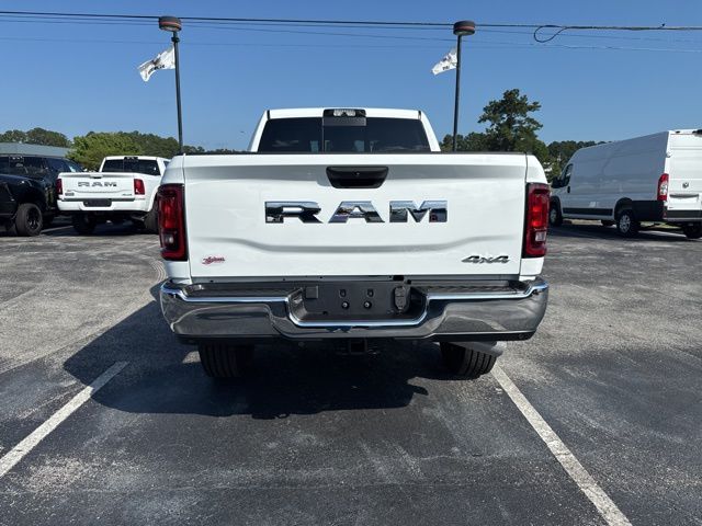 2025 RAM 2500 Tradesman - Photo 26
