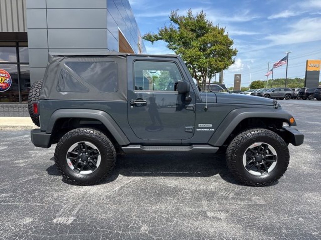 Used 2017 Jeep Wrangler JK Sport SUV