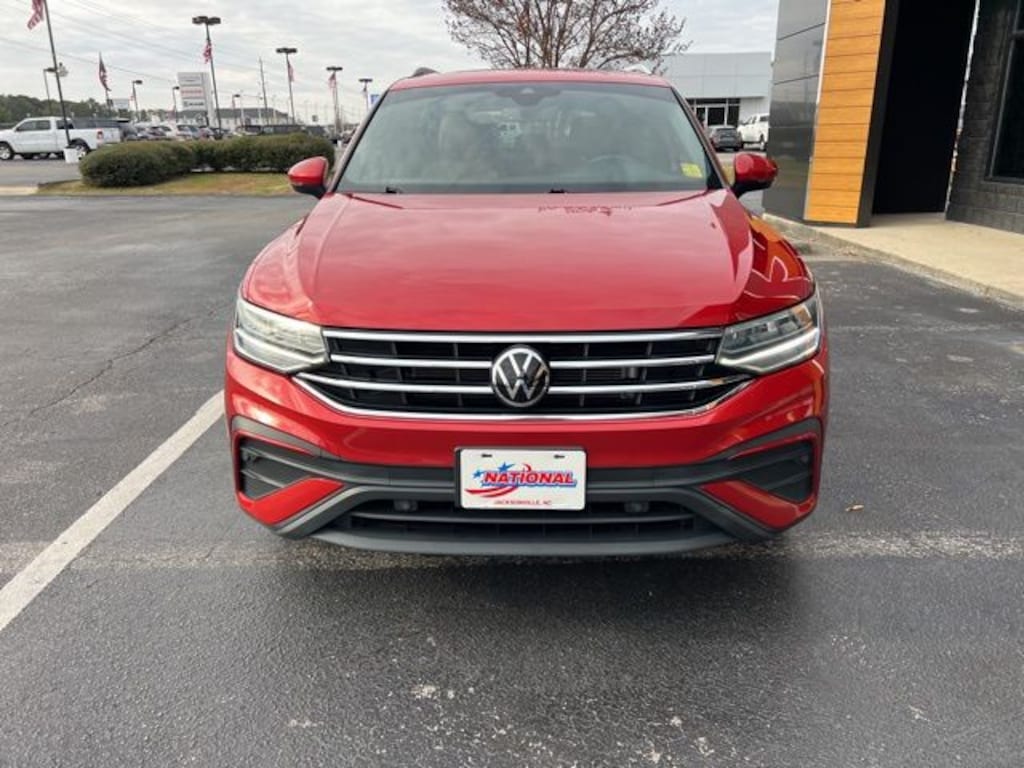 Used 2022 Volkswagen Tiguan 2.0T SE SUV