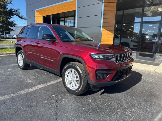 2025 Jeep Grand Cherokee Laredo's photo