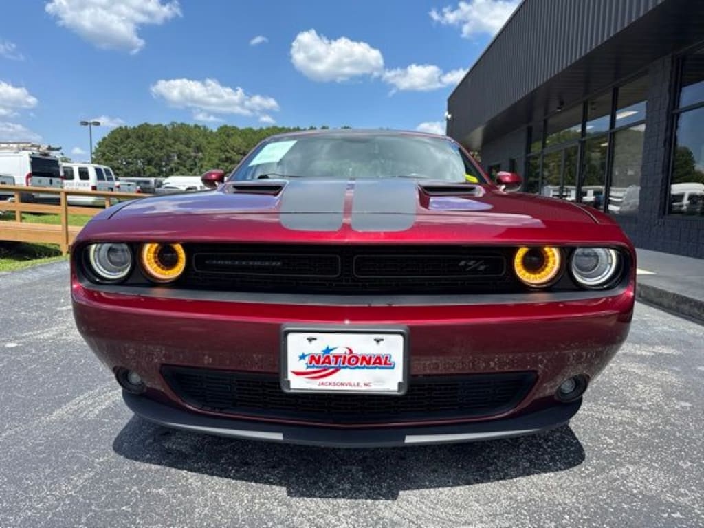 Used 2017 Dodge Challenger R/T Coupe