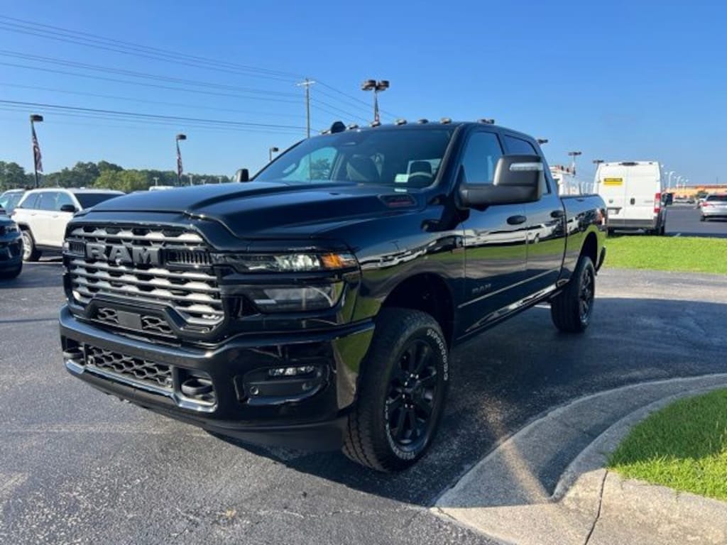 New 2026 Ram 2500 Big Horn 4X4 Crew Cab