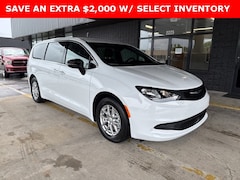 2025 Chrysler Voyager LX FWD Minivan