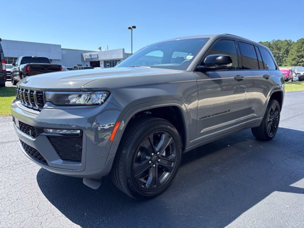 New 2027 Jeep Grand Cherokee Limited Reserve 4X4 SUV
