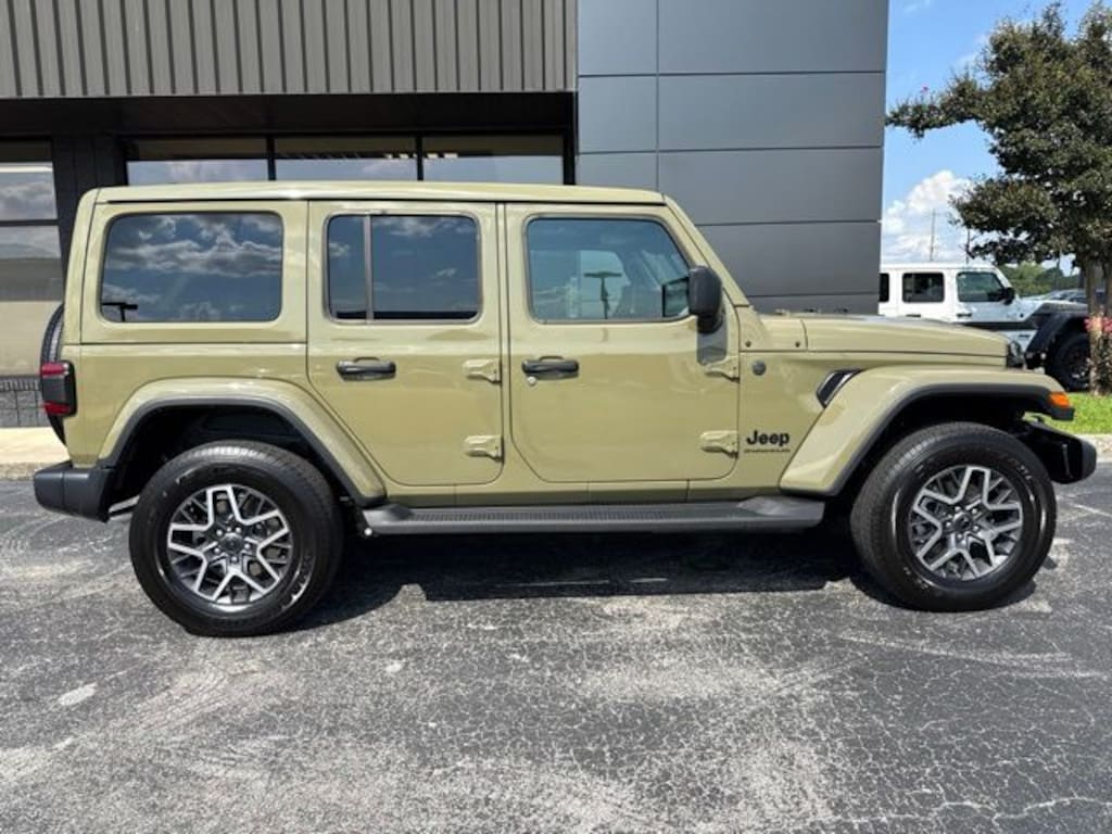 New 2026 Jeep Wrangler Sahara 4X4 SUV