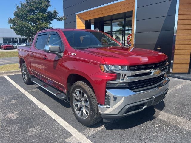 2019 Chevrolet Silverado 1500 LT 4X4 Crew Cab Standard Box's photo