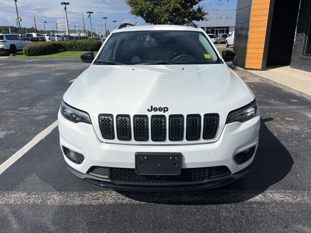 2023 Jeep Cherokee Altitude photo 2
