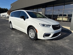 2026 Chrysler Pacifica Select FWD Minivan