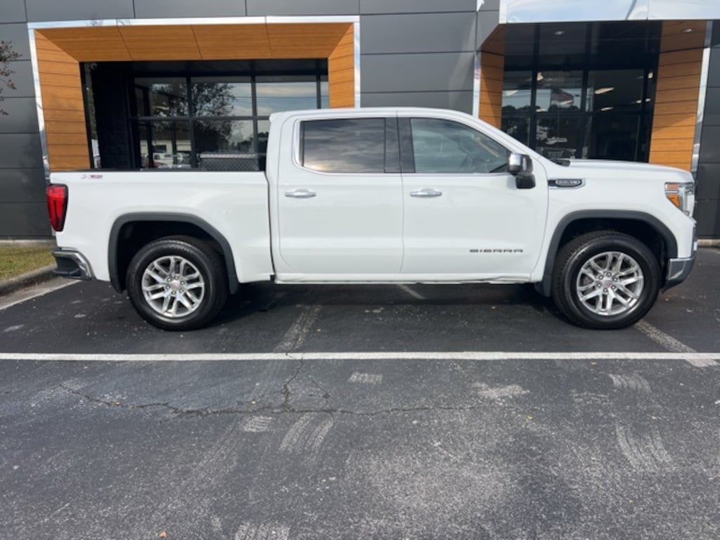 Used 2021 GMC Sierra 1500 SLT Crew Cab