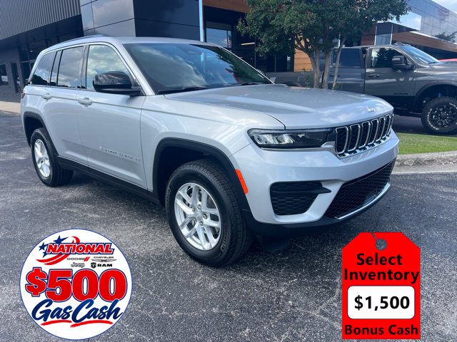 2026 Jeep Grand Cherokee Laredo X 4X4 SUV