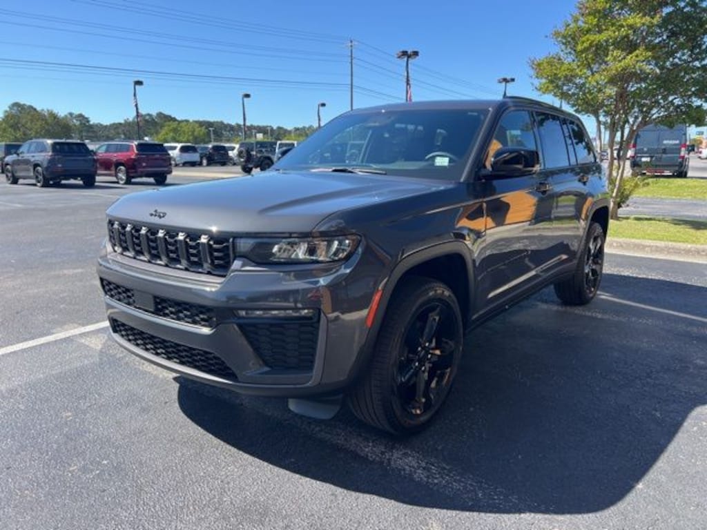 New 2026 Jeep Grand Cherokee Limited RWD SUV