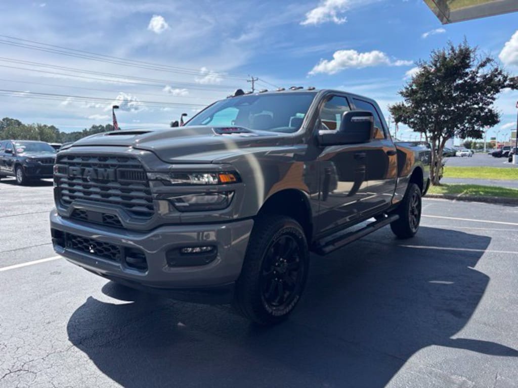 New 2027 Ram 2500 Black Express 4X4 Crew Cab