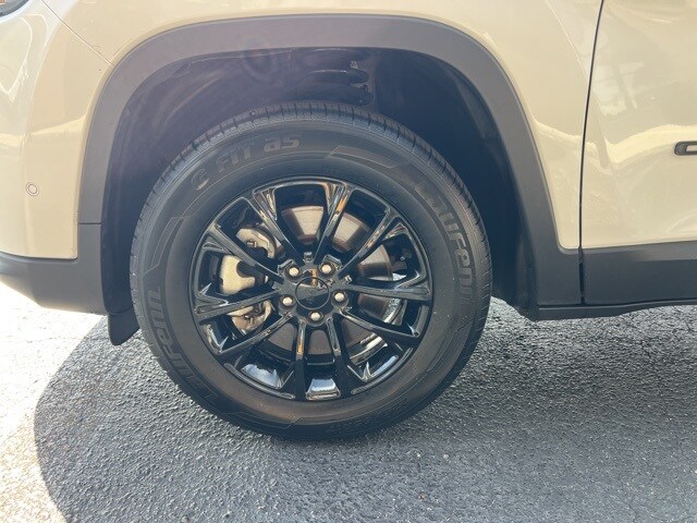 2023 Jeep Cherokee Altitude photo 4