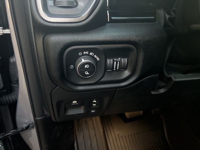 2026 RAM 1500 Rebel - Photo 8