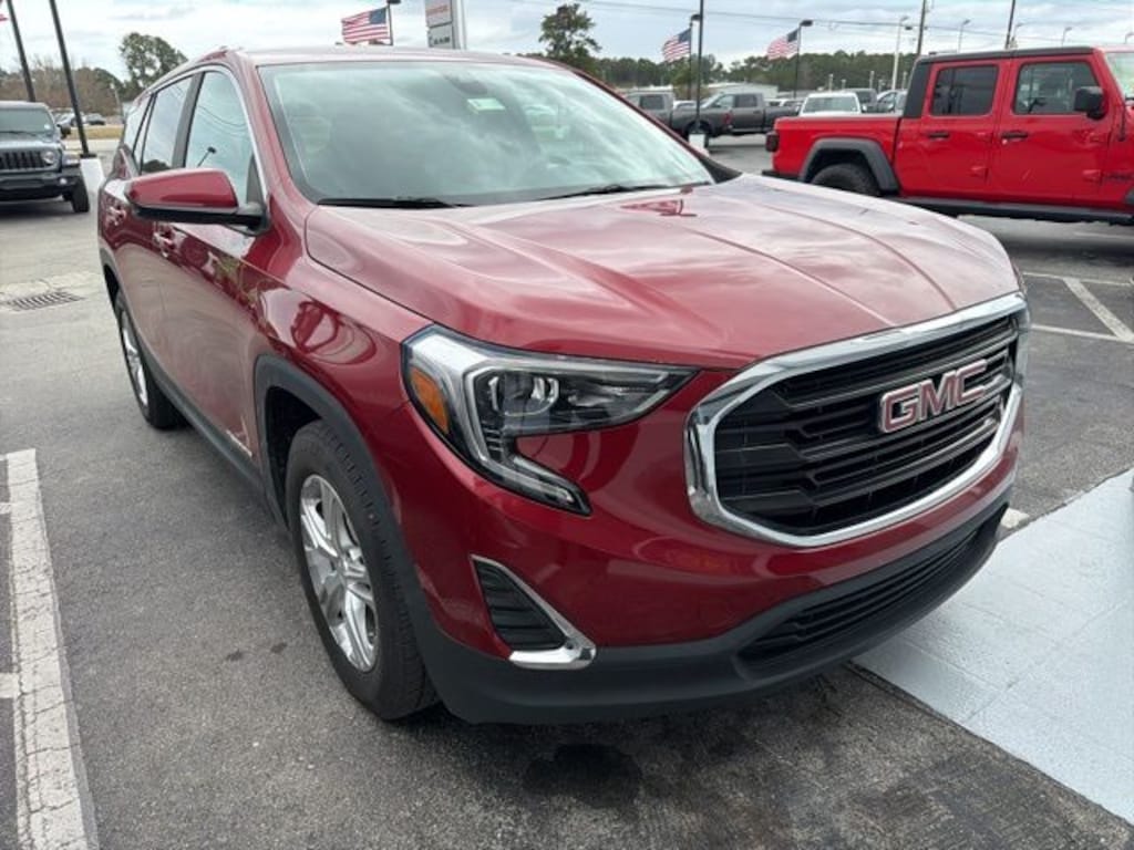 Used 2021 GMC Terrain SLE SUV