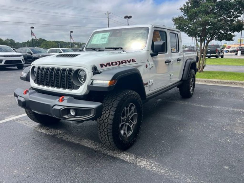New 2026 Jeep Gladiator Mojave 4X4 Crew Cab