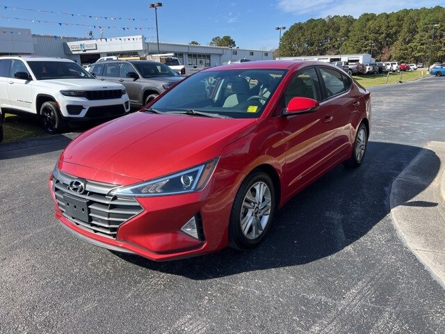 2020 Hyundai Elantra SEL photo 4