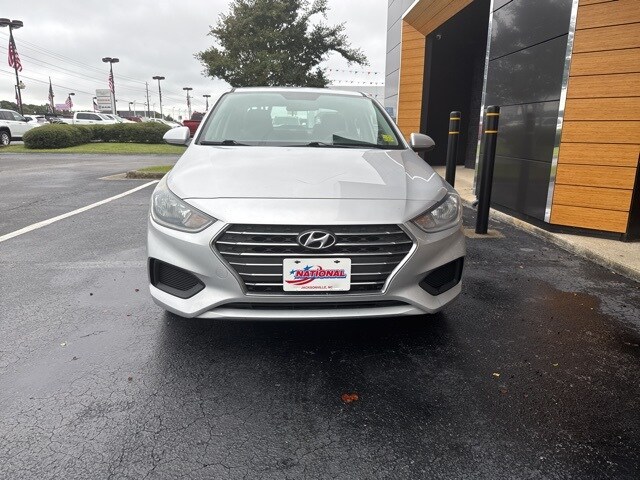 2020 Hyundai Accent SE photo 3