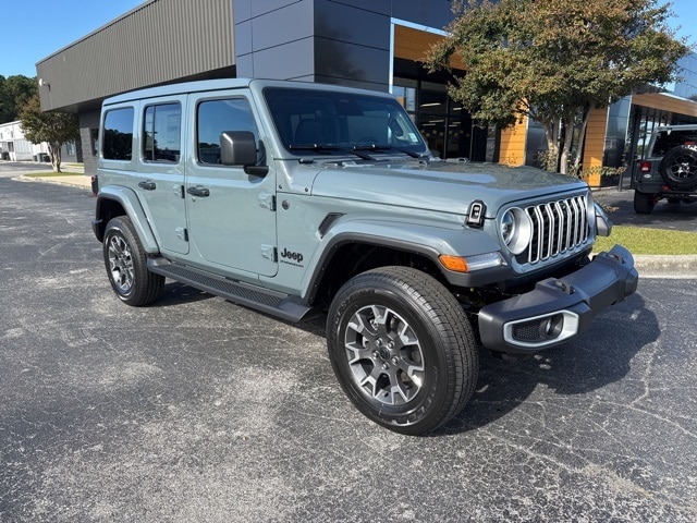 2026 Jeep Wrangler 4-Door Sahara's photo