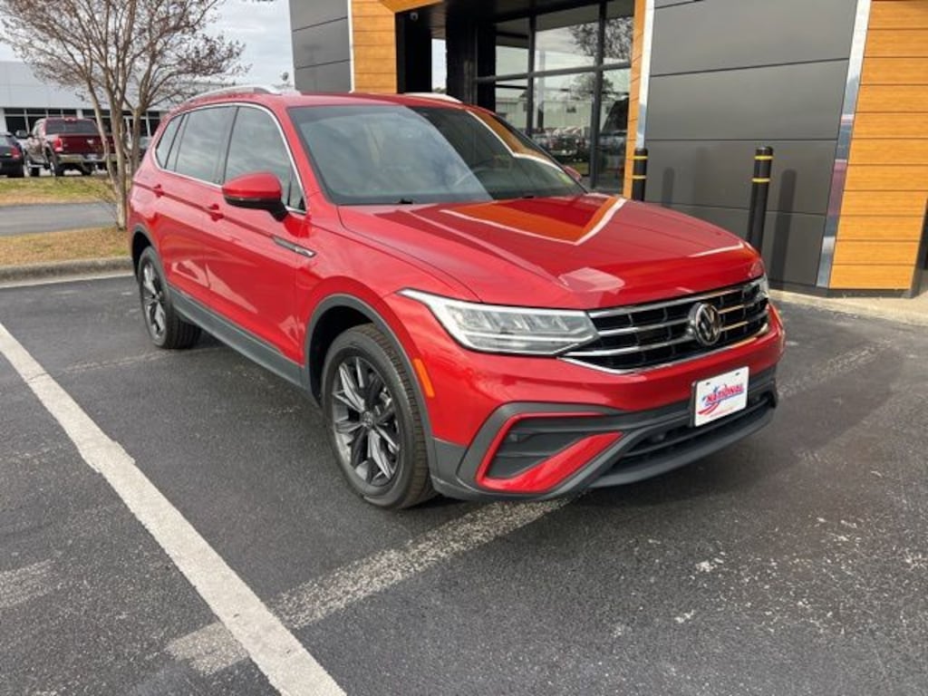 Used 2022 Volkswagen Tiguan 2.0T SE SUV