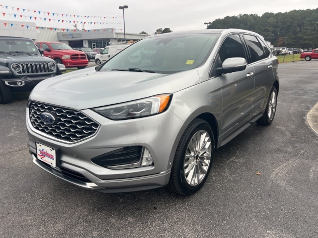Used 2024 Ford Edge Titanium SUV