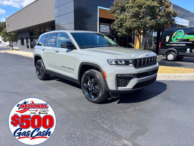 2027 Jeep Grand Cherokee Limited 4X4 SUV