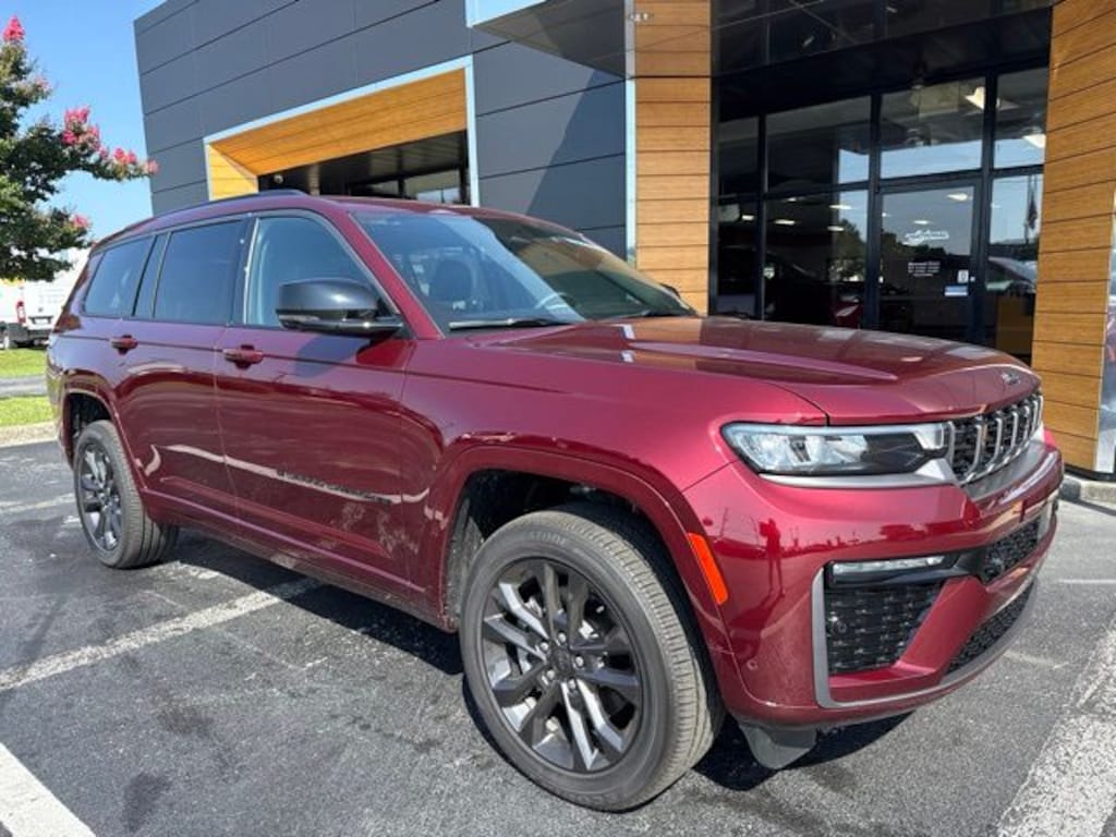 New 2026 Jeep Grand Cherokee L Limited Reserve 4X4 SUV