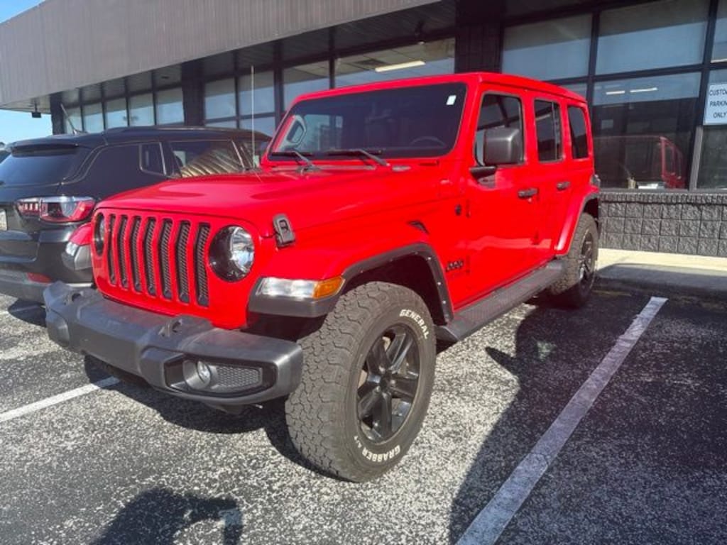 Used 2021 Jeep Wrangler Unlimited Sahara Altitude SUV