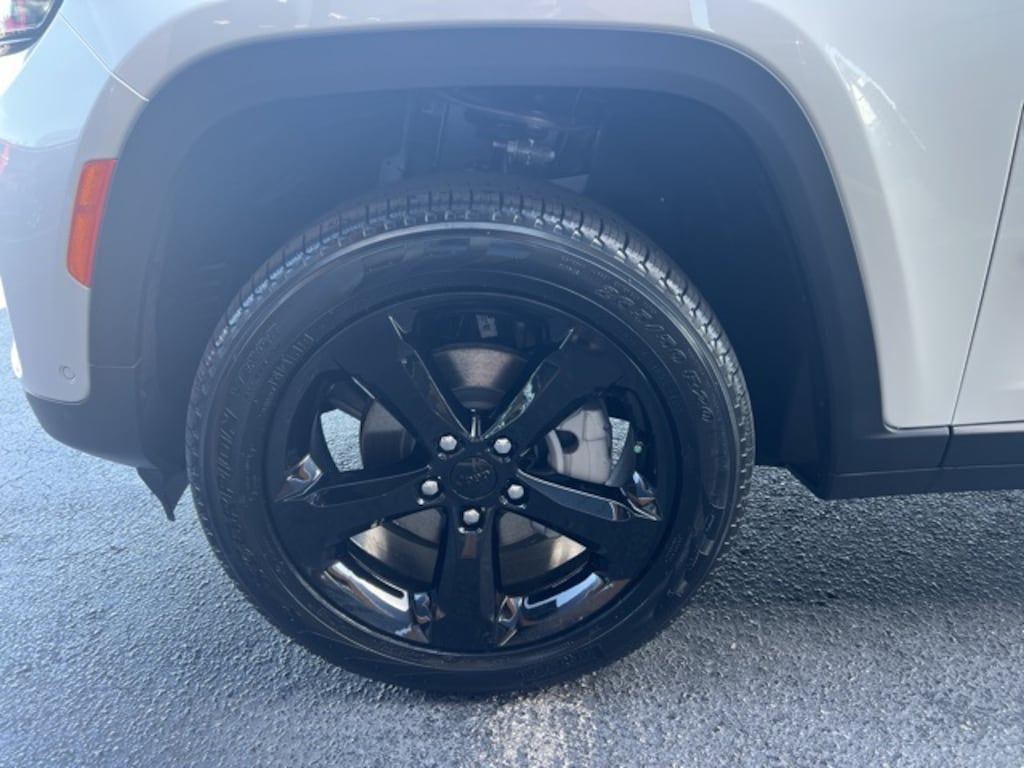 New 2025 Jeep Grand Cherokee Limited RWD SUV