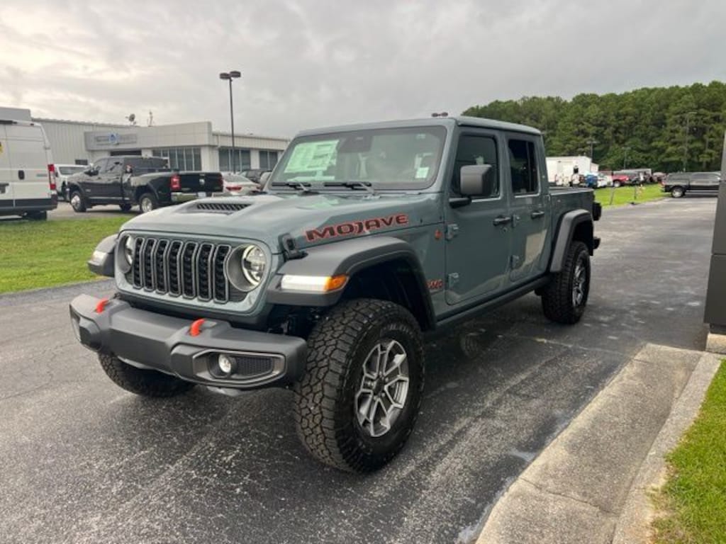 New 2026 Jeep Gladiator Mojave 4X4 Crew Cab