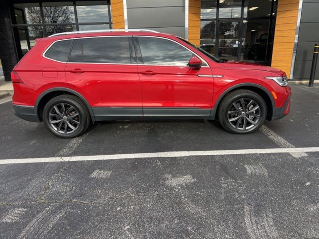 Used 2022 Volkswagen Tiguan 2.0T SE SUV