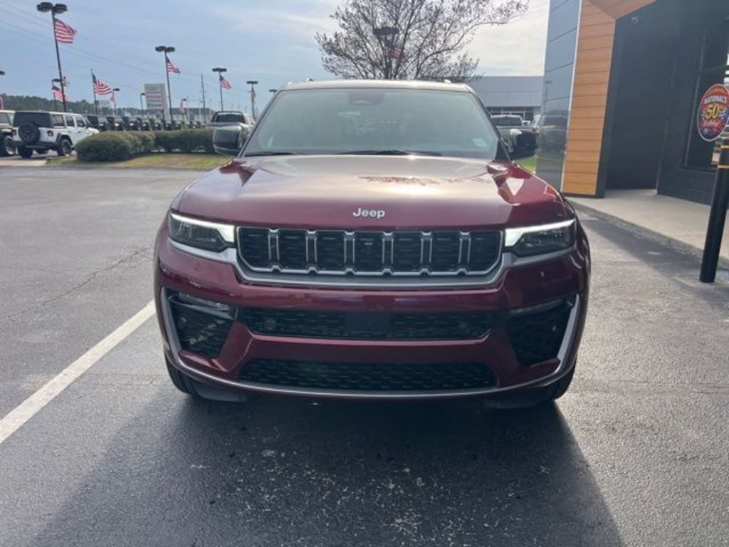 New 2026 Jeep Grand Cherokee Summit 4X4 SUV