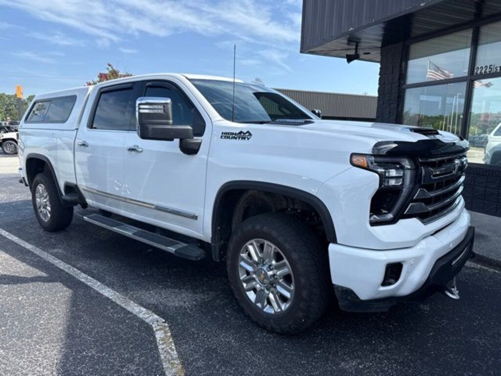 Used 2025 Chevrolet Silverado 2500 HD High Country Crew Cab