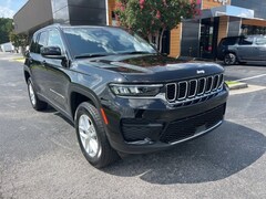 2025 Jeep Grand Cherokee Laredo X 4X4 SUV