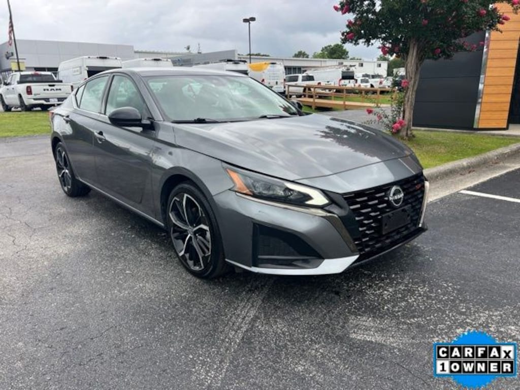 Used 2024 Nissan Altima 2.5 SR Sedan