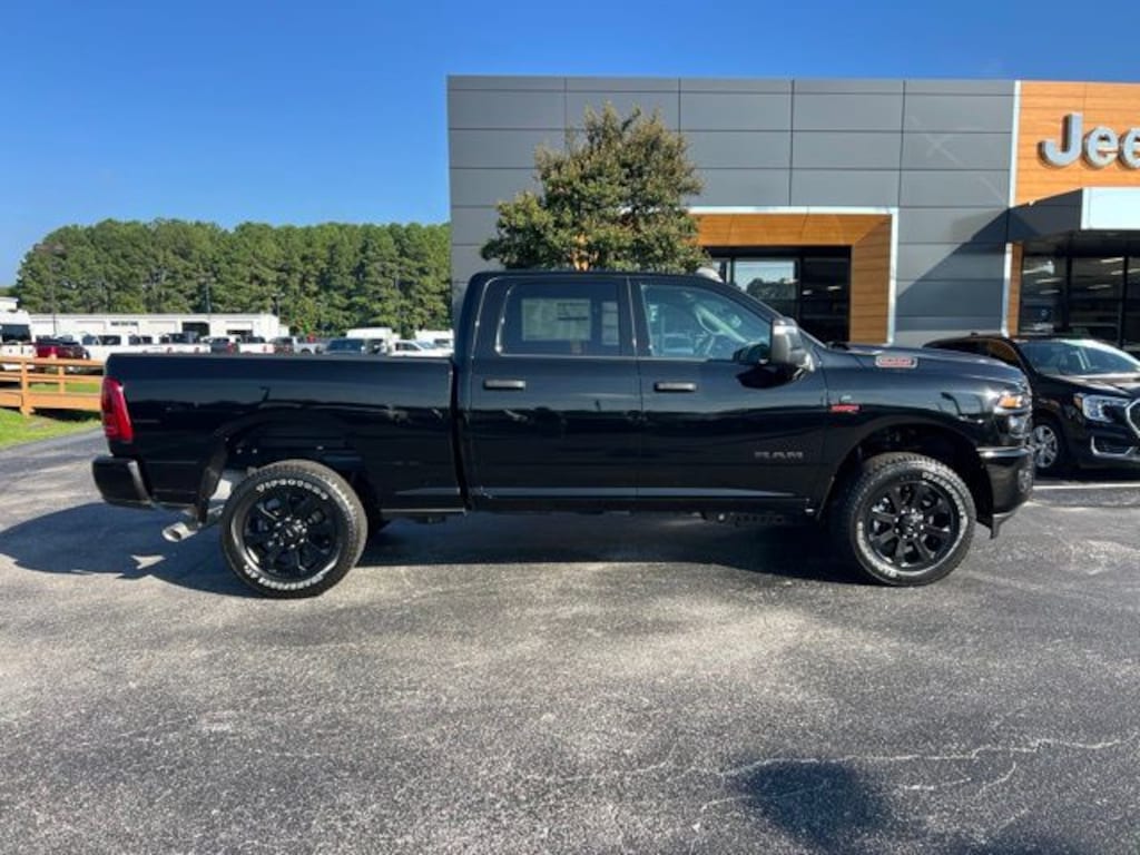 New 2026 Ram 2500 Big Horn 4X4 Crew Cab