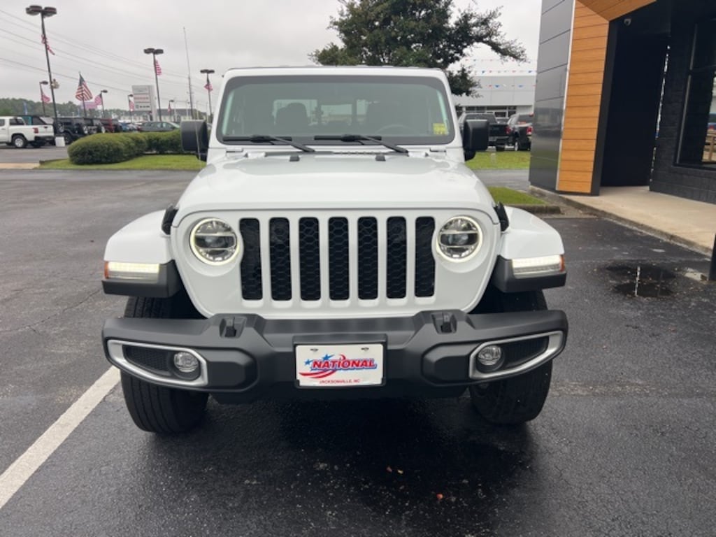 Used 2022 Jeep Gladiator Sport Crew Cab