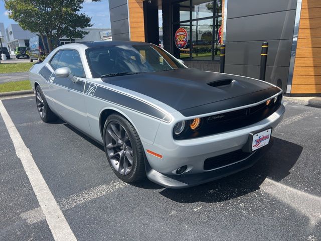 2023 Dodge Challenger R/T's photo
