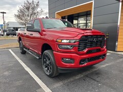2026 Ram 2500 Black Express 4X4 Crew Cab