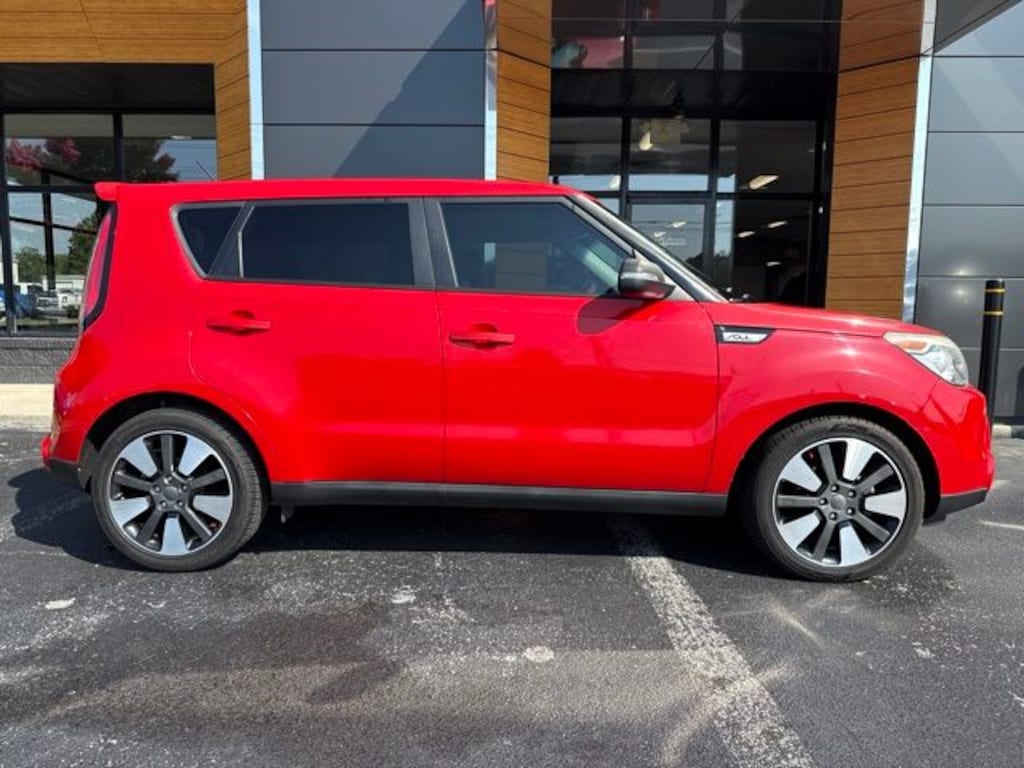 Used 2015 Kia Soul Exclaim Hatchback
