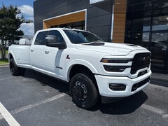 2025 Ram 3500 Limited 4X4 Crew Cab