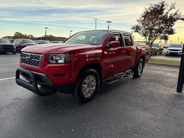2022 Nissan Frontier SV Crew Cab photo 4