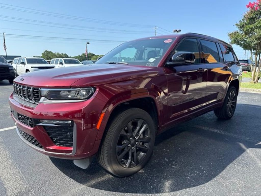New 2026 Jeep Grand Cherokee L Limited Reserve 4X4 SUV