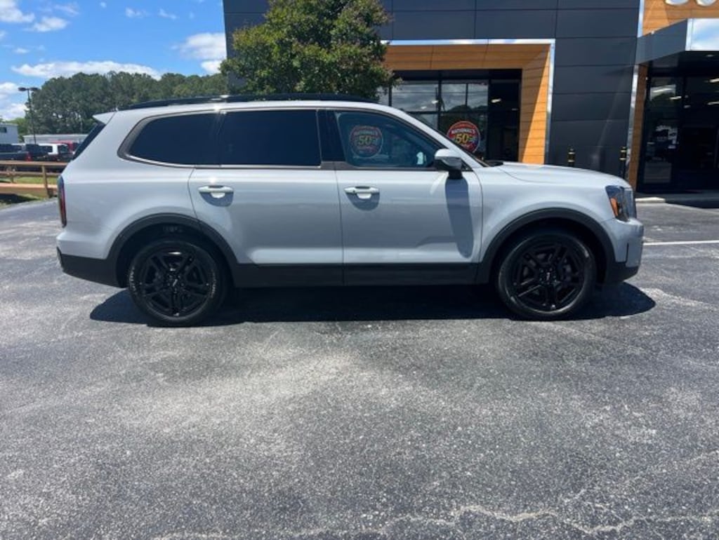 Used 2024 Kia Telluride EX X-Line SUV