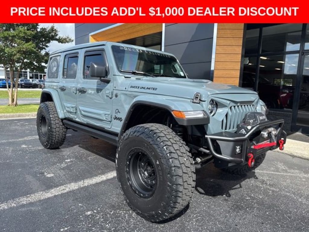 New 2026 Jeep Wrangler Willys 4X4 SUV