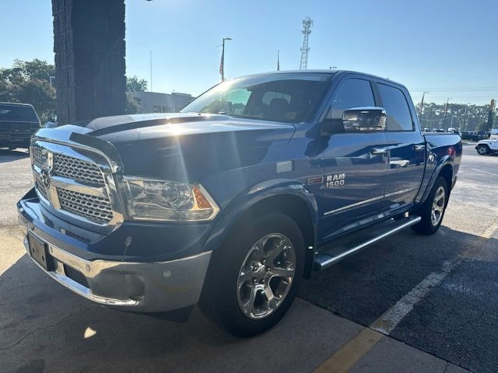 Used 2018 Ram 1500 Laramie Crew Cab