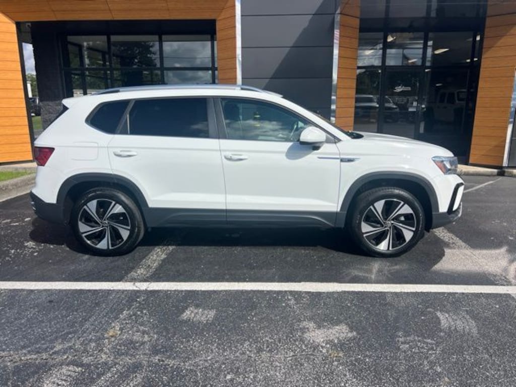 Used 2024 Volkswagen Taos 1.5T SE SUV