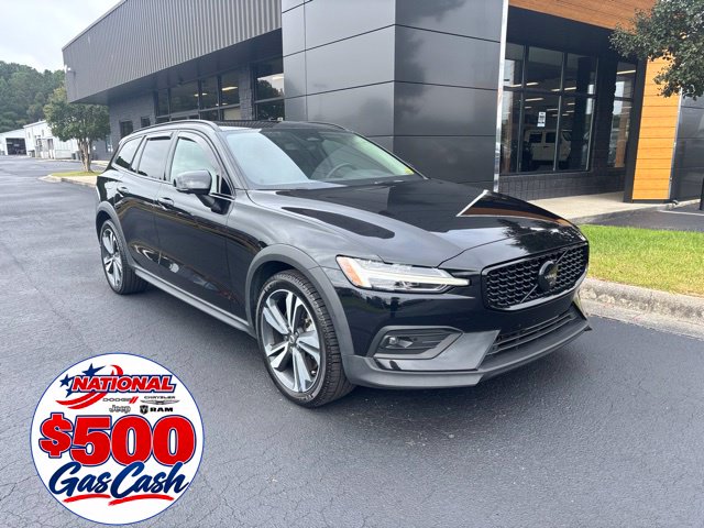 2023 Volvo V60 Cross Country