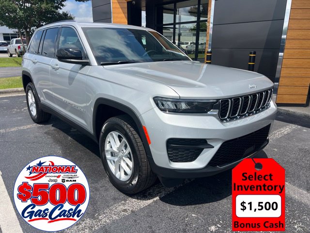 2026 Jeep Grand Cherokee Laredo X 4X4 SUV